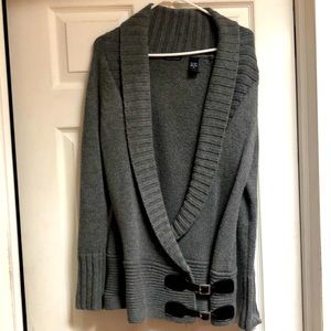 MODA International sz small sweater